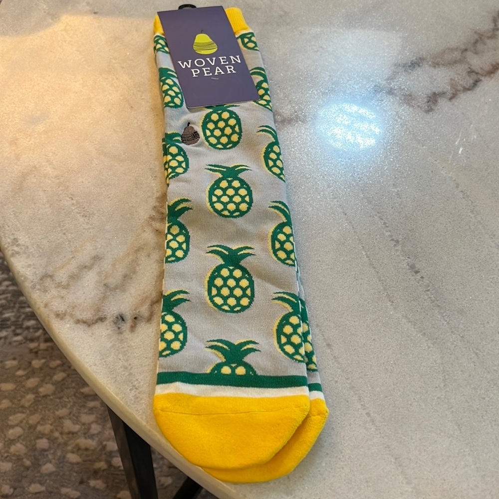 New Woven Pear Socks. Pineapple socks . Beige,green,yellow. Great cross stretch!